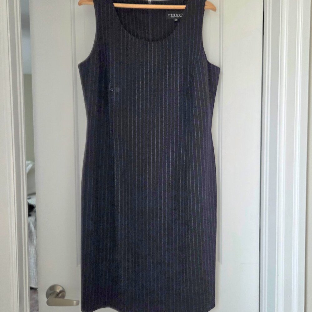 Tessuti Black pinstriped sheath dress sleeveless office knee length size 14